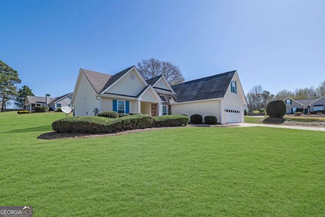 6185 Devonshire Drive, Flowery Branch, GA 30542