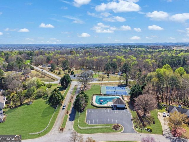 6185 Devonshire Drive, Flowery Branch, GA 30542