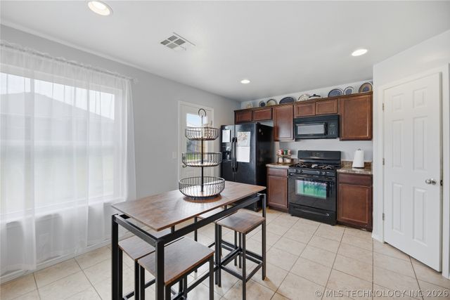 25425 E 93rd Court S, Broken Arrow, OK 74014