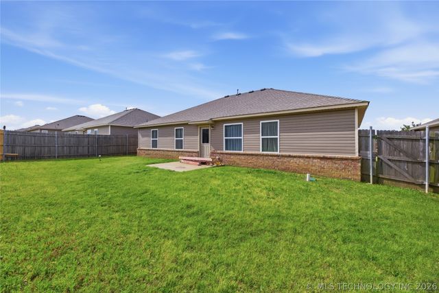 25425 E 93rd Court S, Broken Arrow, OK 74014