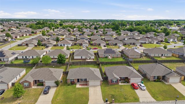 25425 E 93rd Court S, Broken Arrow, OK 74014