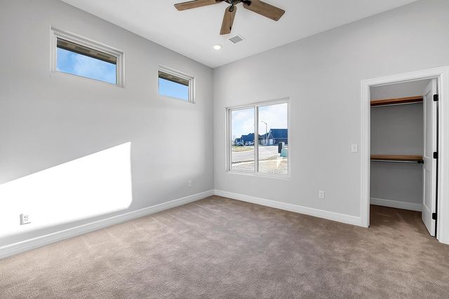 5146 N Lycee St, Bel Aire, KS 67226