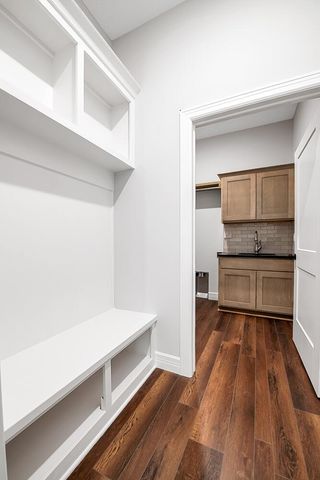 5146 N Lycee St, Bel Aire, KS 67226