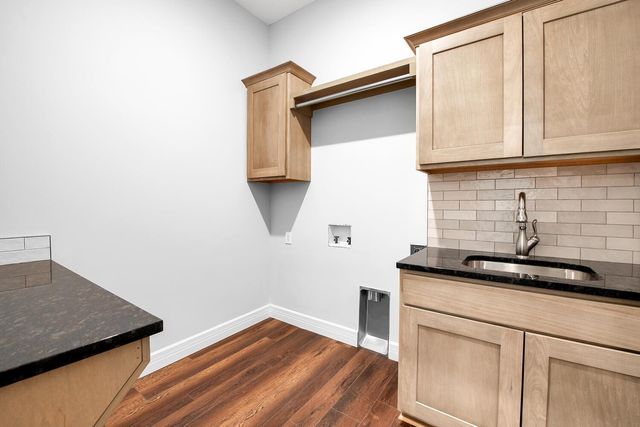 5146 N Lycee St, Bel Aire, KS 67226