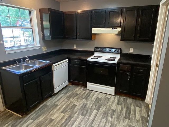 807 Holder Ct, Nashville, TN 37217