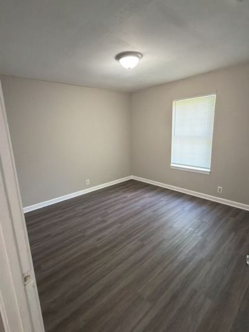807 Holder Ct, Nashville, TN 37217