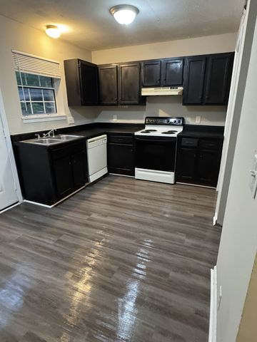 807 Holder Ct, Nashville, TN 37217