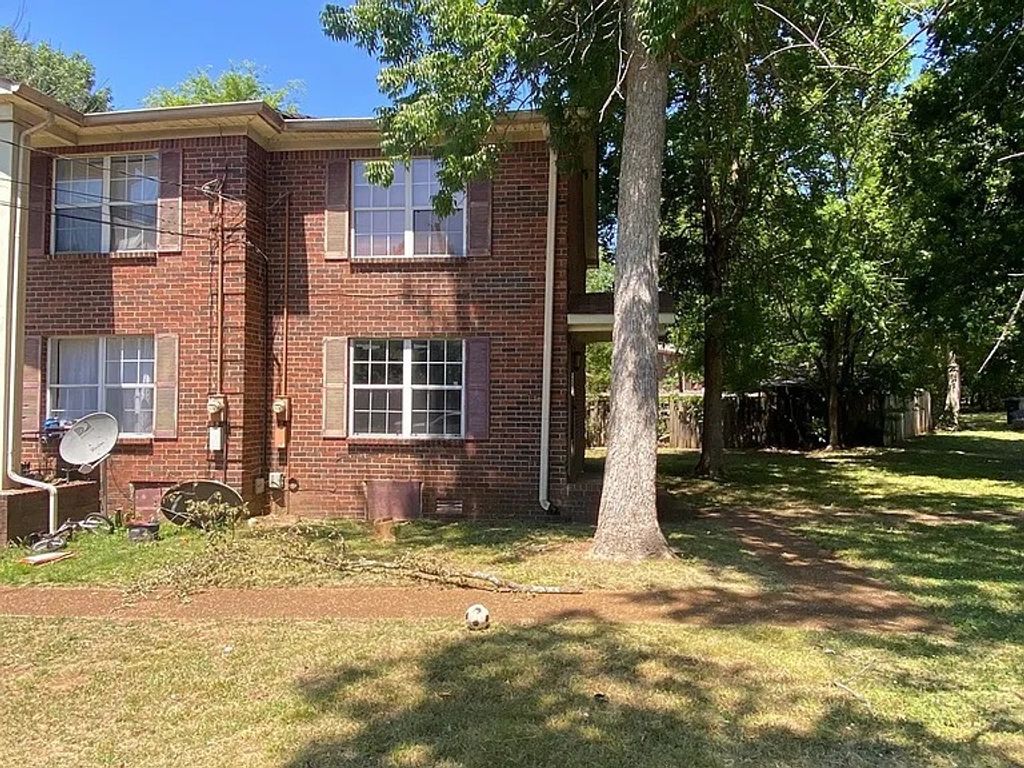 807 Holder Ct, Nashville, TN 37217