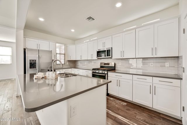 3659 E Dogwood Drive, Chandler, AZ 85286
