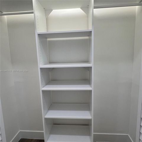 8425 NW 8th Street 406, Miami, FL 33126