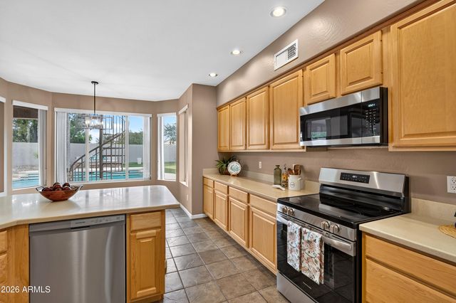 7220 W MELINDA Lane, Glendale, AZ 85308