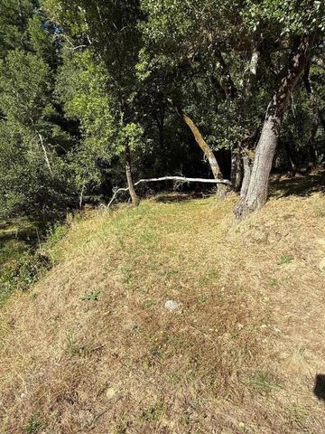 496 Raymundo Drive, Woodside, CA 94062