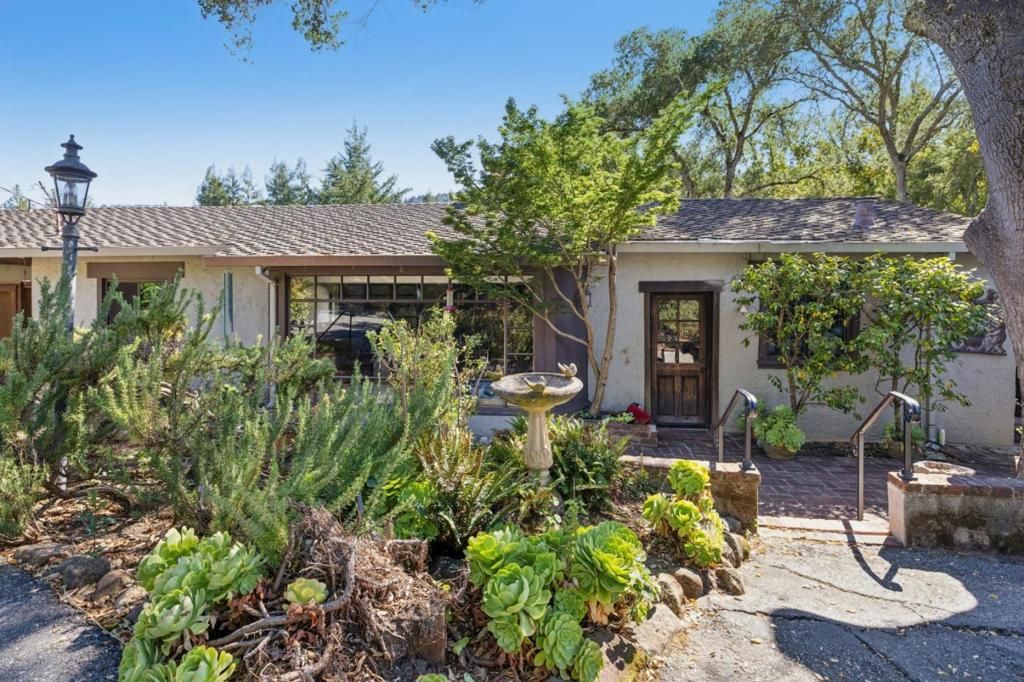 Image 1 of property listing at 496 Raymundo Drive, Woodside, CA 94062