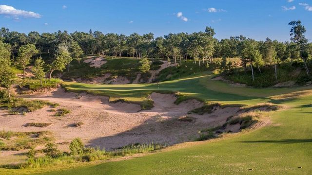 1362 Sawgrass Drive, Nekoosa, WI 54457