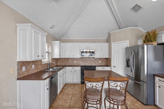 5003 General Polk Drive, Bossier City, LA 71112