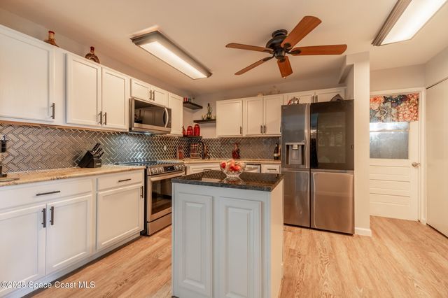 2996 Garden Terrace NE, Palm Bay, FL 32905