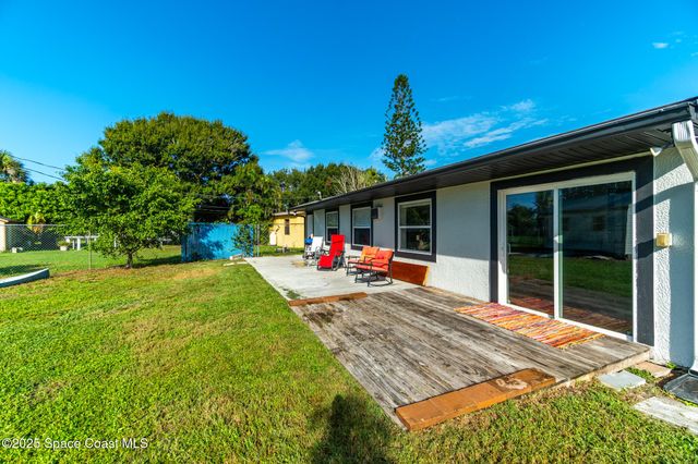 2996 Garden Terrace NE, Palm Bay, FL 32905