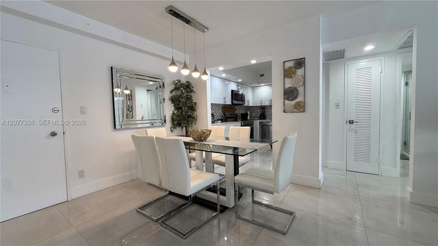 5600 Collins Avenue 11C, Miami Beach, FL 33140