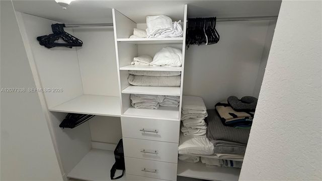 5600 Collins Avenue 11C, Miami Beach, FL 33140