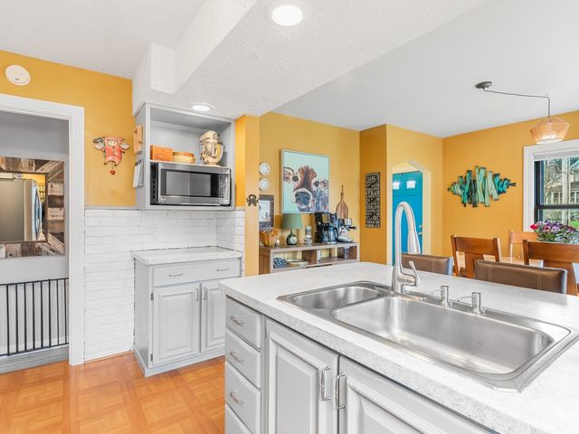 1712 Blossom Road, Brighton, NY 14610