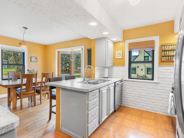 1712 Blossom Road, Brighton, NY 14610