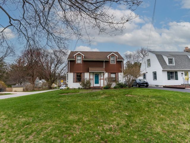 1712 Blossom Road, Brighton, NY 14610