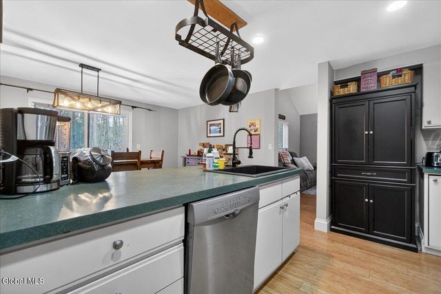 50 Arrow Wood Place, Malta, NY 12020