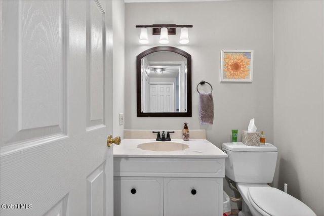 50 Arrow Wood Place, Malta, NY 12020