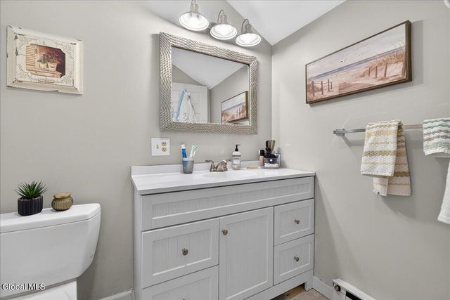 50 Arrow Wood Place, Malta, NY 12020