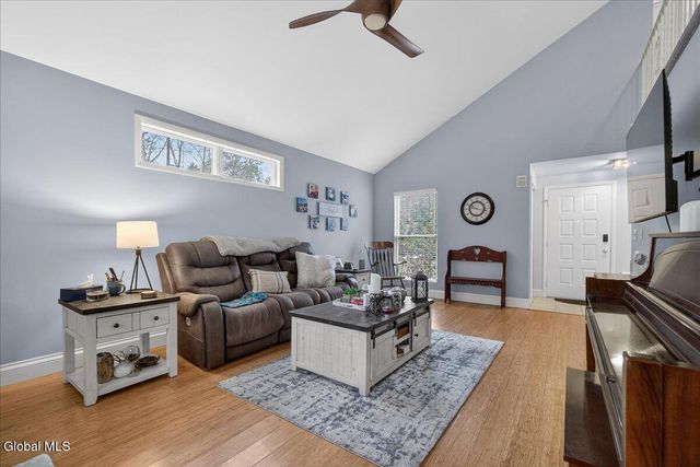 50 Arrow Wood Place, Malta, NY 12020