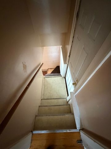 2540 Altoona Street, Flint, MI 48504