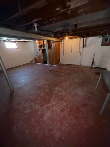 2540 Altoona Street, Flint, MI 48504