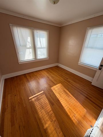 2540 Altoona Street, Flint, MI 48504