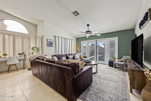 2755 E DRY CREEK Road, Phoenix, AZ 85048