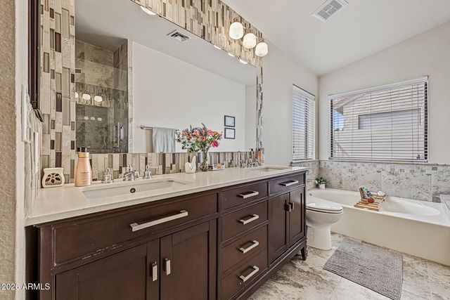 2755 E DRY CREEK Road, Phoenix, AZ 85048