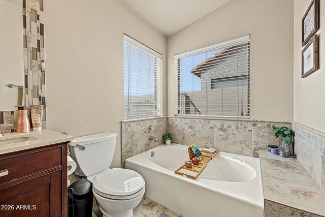 2755 E DRY CREEK Road, Phoenix, AZ 85048