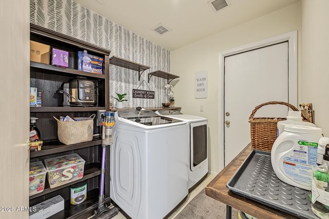 2755 E DRY CREEK Road, Phoenix, AZ 85048
