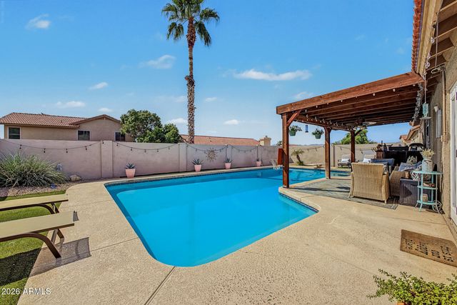 2755 E DRY CREEK Road, Phoenix, AZ 85048