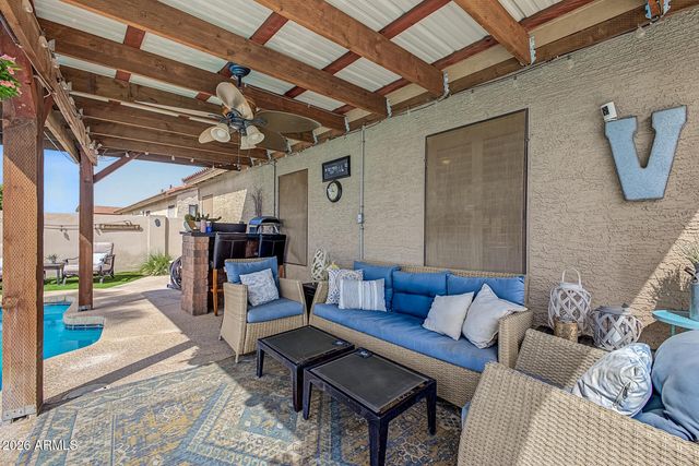 2755 E DRY CREEK Road, Phoenix, AZ 85048