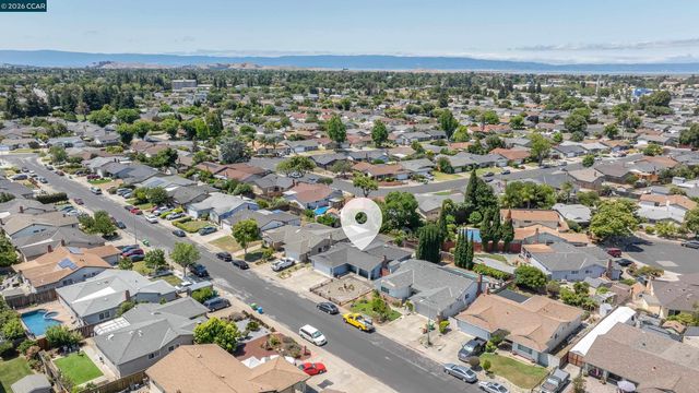 2480 Shield Dr, Union City, CA 94587