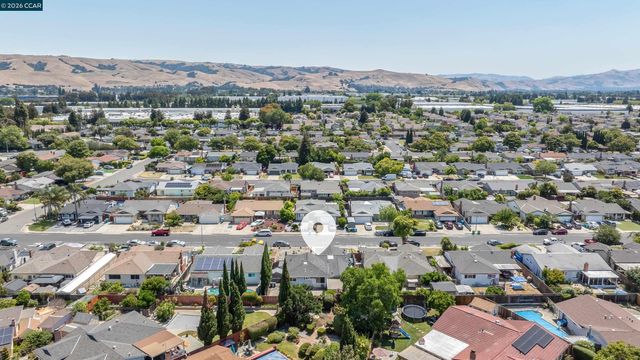 2480 Shield Dr, Union City, CA 94587