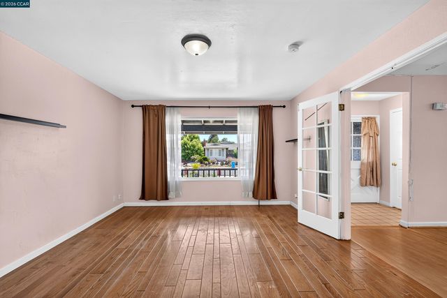 2480 Shield Dr, Union City, CA 94587