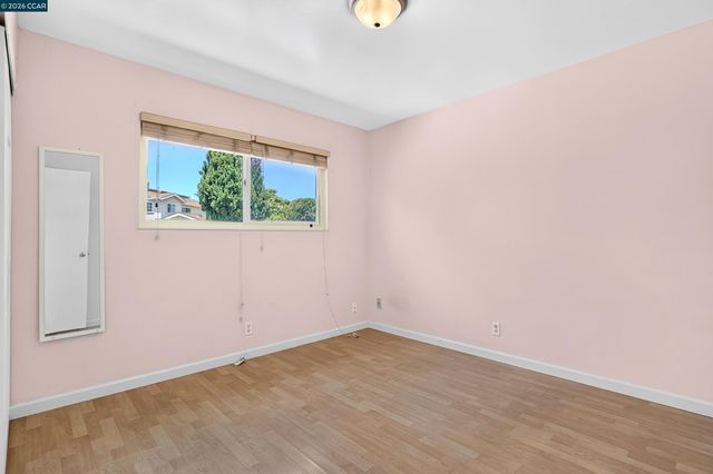 2480 Shield Dr, Union City, CA 94587