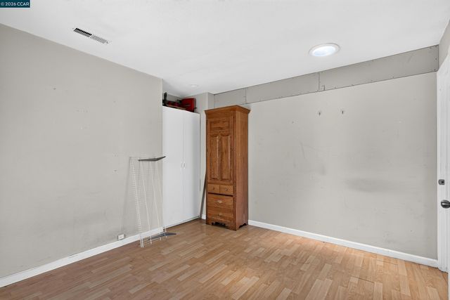 2480 Shield Dr, Union City, CA 94587