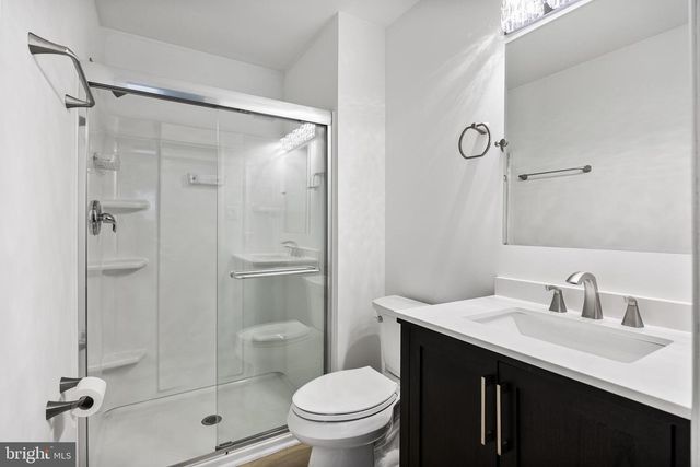 4912-B DUNBARTON RD, Mount Laurel, NJ 08054