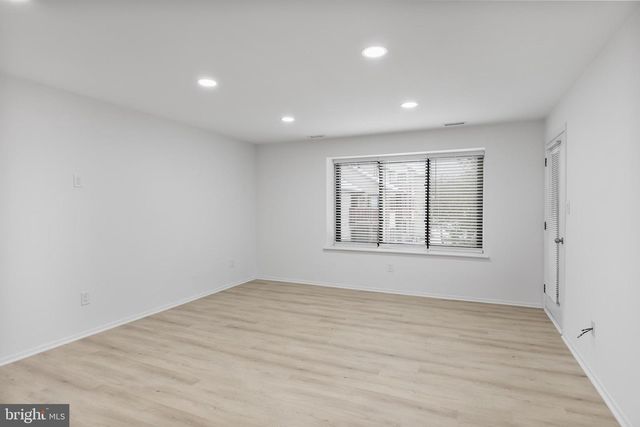 4912-B DUNBARTON RD, Mount Laurel, NJ 08054