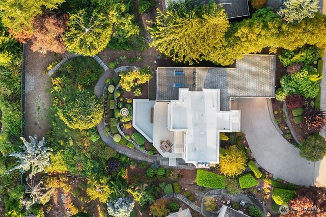 14100 SE 44th Street, Bellevue, WA 98006