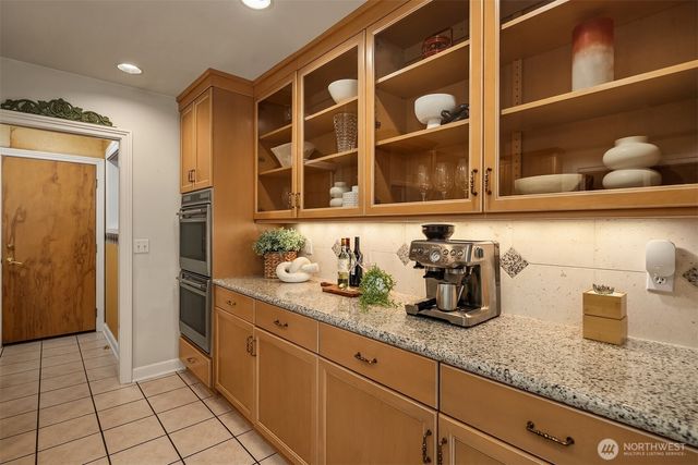 14100 SE 44th Street, Bellevue, WA 98006