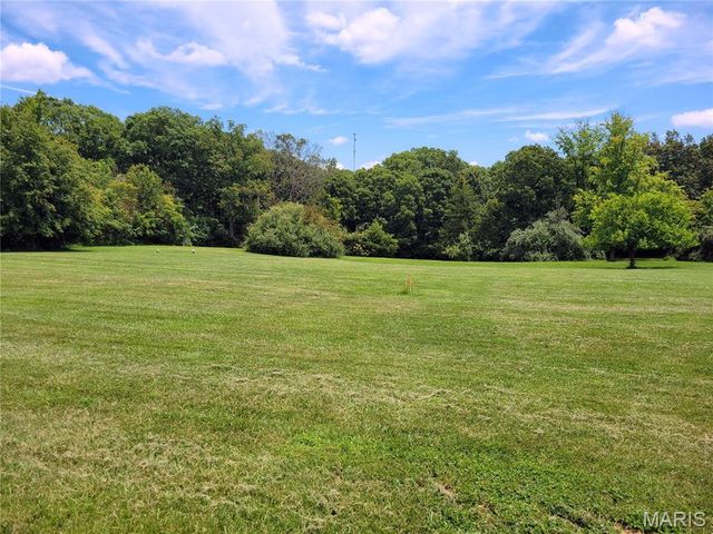 22169 NW Service Road, Warrenton, MO 63383