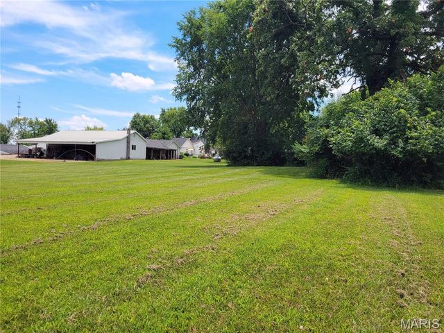 22169 NW Service Road, Warrenton, MO 63383